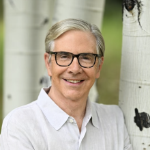 Elliot Gerson headshot
