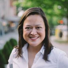 Emmy Ruiz headshot