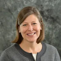 Kim Edwards headshot